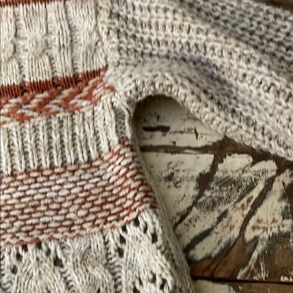 Freshman Cream and Brown V-Neck Sweater with Textured Knit - Picture 5 of 9